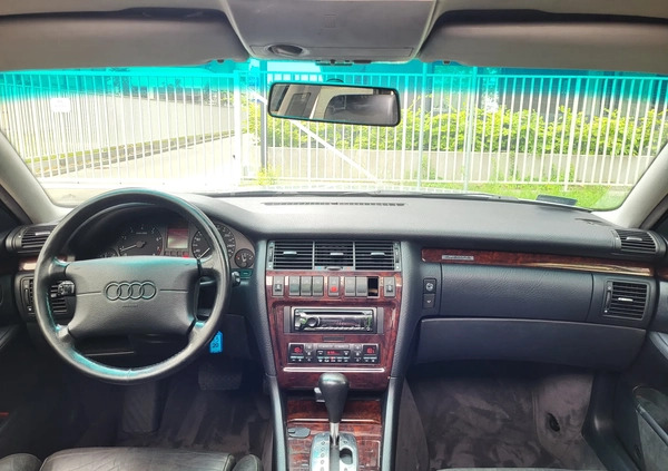 Audi A8 cena 17500 przebieg: 183994, rok produkcji 1995 z Warszawa małe 352